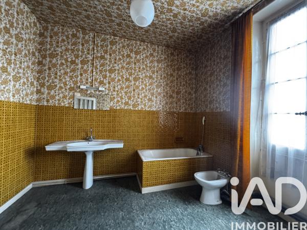 Immeuble à vendre 285 m² Mirambeau