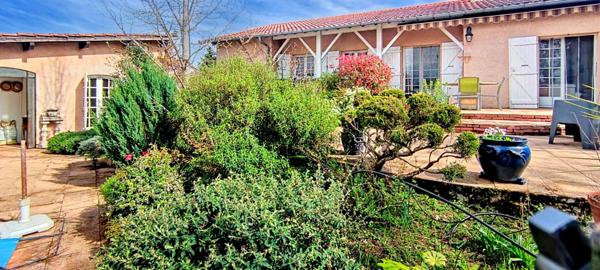 Maison 126m2 - 4 chambres - garage - piscine