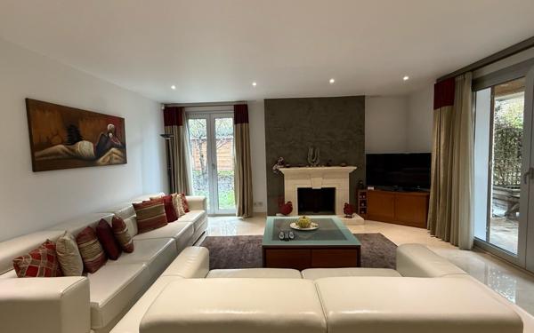 Maison à vendre    6 pièces • 181 m2 Pontault-Combault