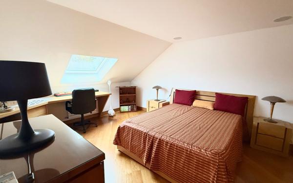 Maison à vendre    6 pièces • 181 m2 Pontault-Combault