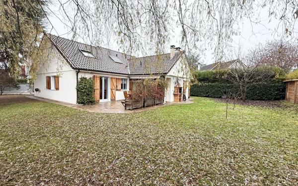 Maison à vendre    6 pièces • 181 m2 Pontault-Combault