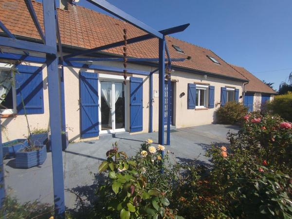 Maison à vendre à Saint-Georges-du-Bois dans la Sarthe (72700), ref : PB-1800