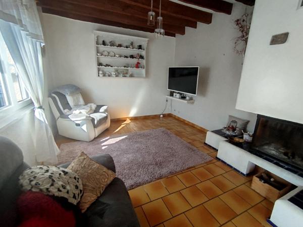 Maison à vendre à Saint-Georges-du-Bois dans la Sarthe (72700), ref : PB-1800