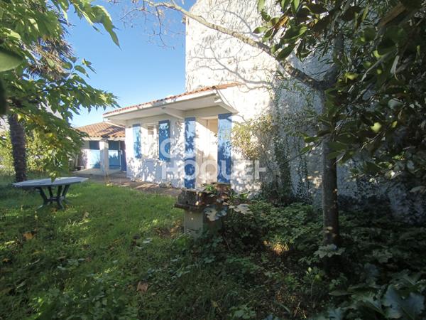 Grande Maison Familiale à rénover - La Rémigeasse - 7 chambres et à 300m de l'Océan !