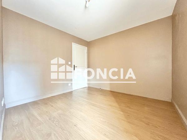 Location Appartement 3 pièces 53.92 m² - Metz 57000