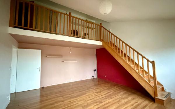 Appartement à louer    2 pièces • 60,08 m2 Maisons-Alfort