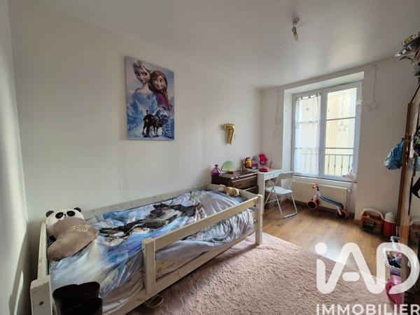 Location appartement 3 pièces 55 m² Dourdan