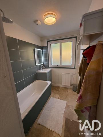 Maison à vendre 5 pièces 94 m² Saint-Amand-Montrond
