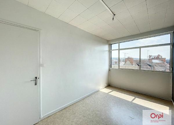 Appartement à louer    3 pièces • 70,66 m2 Montluçon
