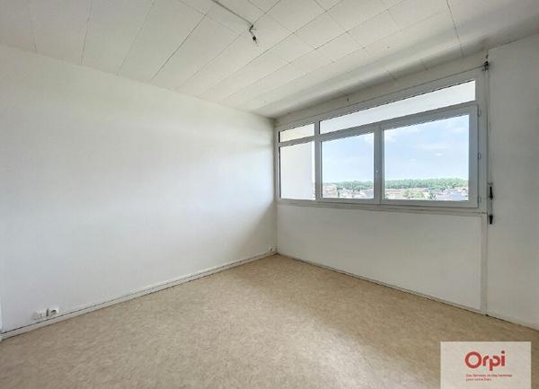 Appartement à louer    3 pièces • 70,66 m2 Montluçon