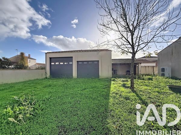 Maison à vendre 5 pièces 247 m² Saint-Michel-en-l'Herm