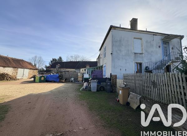 Maison à vendre 6 pièces 130 m² Ainay-le-Château