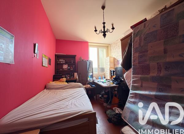 Maison à vendre 6 pièces 130 m² Ainay-le-Château