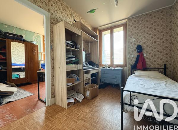 Maison à vendre 6 pièces 130 m² Ainay-le-Château