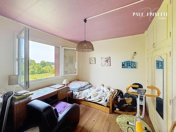 Maison 6 pièces sur 1ha environ