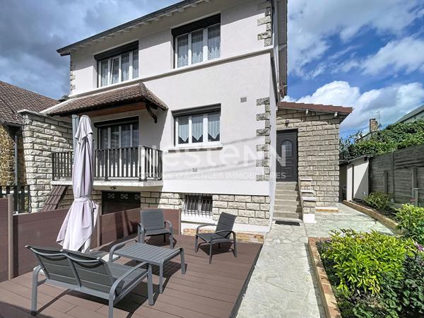 EXCLUSIVITE : Maison à vendre Morangis  MAISON INDIVIDUELLE 105 m², 3 chambres + combles aménagés en 2 pièces, sous-sol total, jardin 375 m². 370.000€ FAI