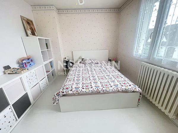 EXCLUSIVITE : Maison à vendre Morangis  MAISON INDIVIDUELLE 105 m², 3 chambres + combles aménagés en 2 pièces, sous-sol total, jardin 375 m². 370.000€ FAI