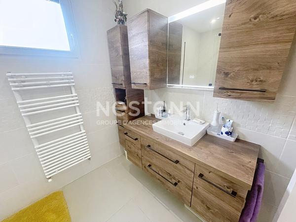 EXCLUSIVITE : Maison à vendre Morangis  MAISON INDIVIDUELLE 105 m², 3 chambres + combles aménagés en 2 pièces, sous-sol total, jardin 375 m². 370.000€ FAI