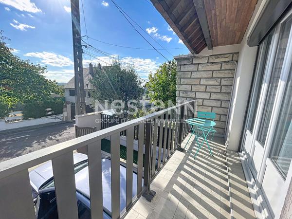 EXCLUSIVITE : Maison à vendre Morangis  MAISON INDIVIDUELLE 105 m², 3 chambres + combles aménagés en 2 pièces, sous-sol total, jardin 375 m². 370.000€ FAI