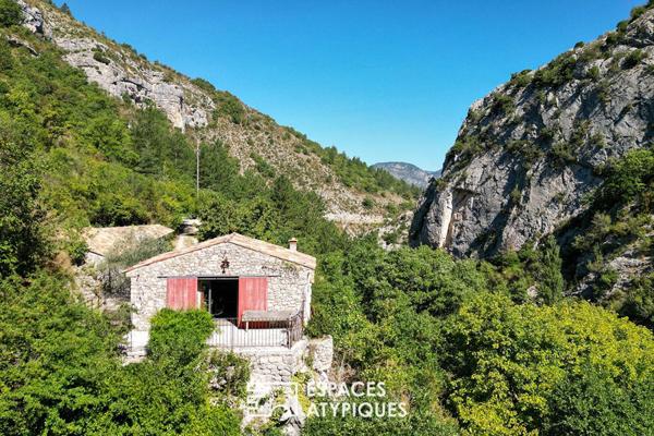 Belvédère historique et sérénité, un refuge en Drôme Provençale
