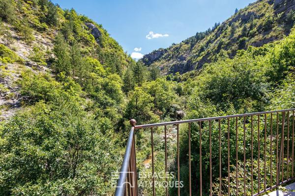 Belvédère historique et sérénité, un refuge en Drôme Provençale