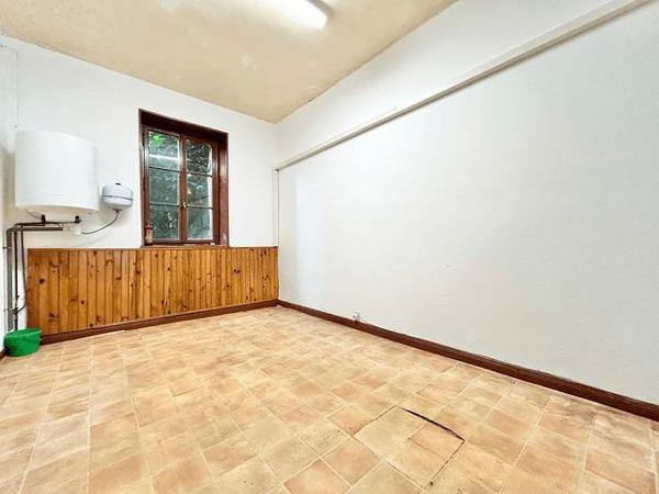 Location Local commercial 3 pièces 55.07 m² - 23 RUE AUX ARENES Metz 57000