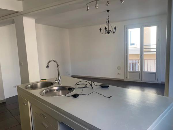 Location Appartement 3 pièces 76 m2 à Perpignan