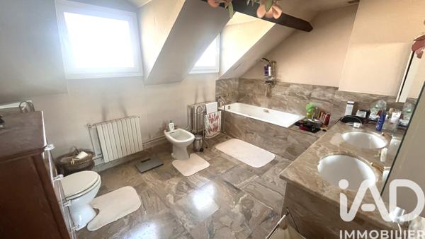 Maison à vendre 7 pièces 132 m² Villeneuve-le-Roi