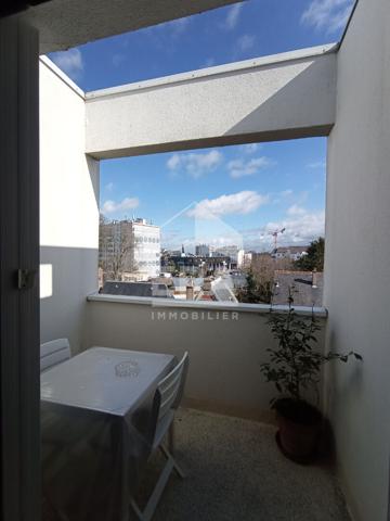 Studio meublé de 27.40m² - JOUE LES TOURS