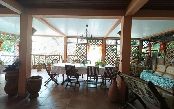 Maison à vendre    6 pièces •  Rivière-Salée