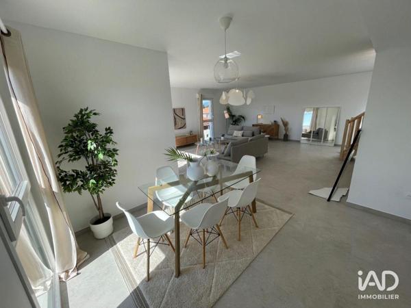 Appartement à vendre 4 pièces 94 m² Fréjus