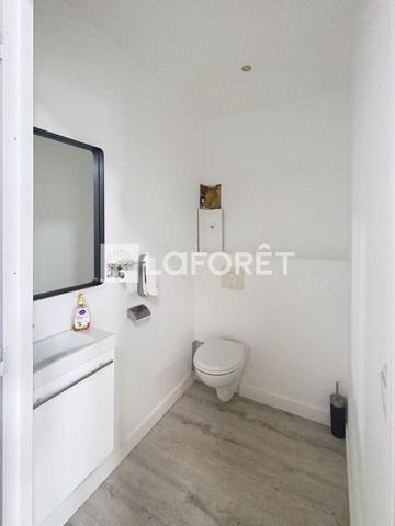 Location local commercial Fontenay-Trésigny - 138 m² - 1 400 €/mois