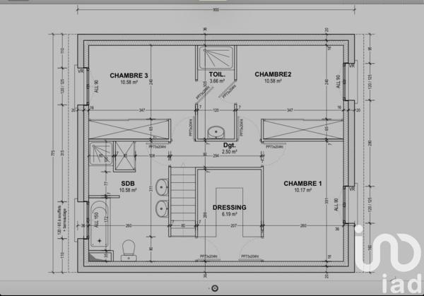 Maison 4 pièces de 118 m² à Enval (63530)