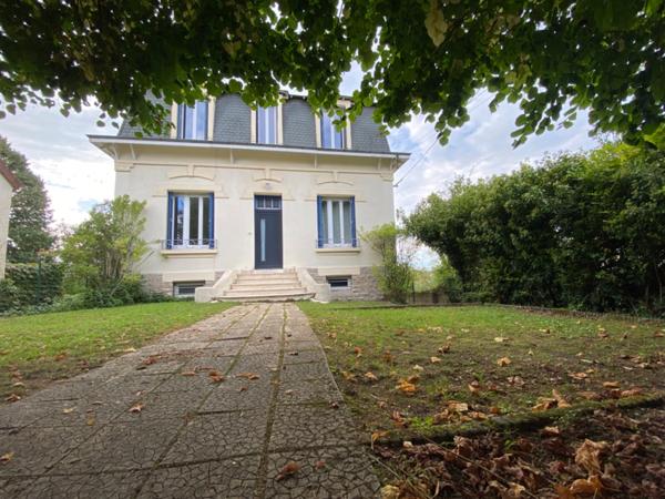 Maison à vendre 7 pièces MONTCEAU LES MINES (71)