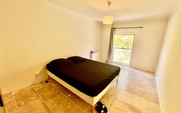 Appartement à vendre    4 pièces •  Uzès