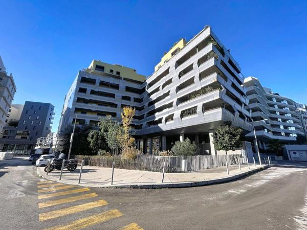 APPARTEMENT T2 AU 3EME ETAGE AVEC TERRASSE