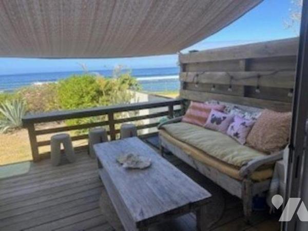 ST LEU T3 LES PIEDS DANS L'EAU