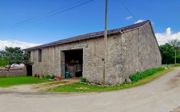 Maison à vendre    1 pièce •  Saint-Antonin-Noble-Val