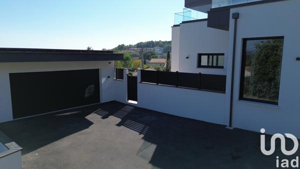 Maison à vendre 5 pièces 182 m² Rochemaure