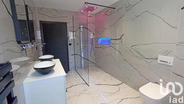 Maison à vendre 5 pièces 182 m² Rochemaure