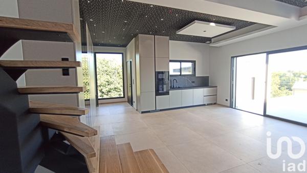 Maison à vendre 5 pièces 182 m² Rochemaure