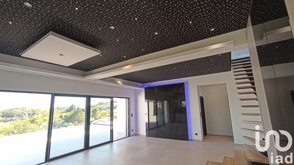 Maison à vendre 5 pièces 182 m² Rochemaure