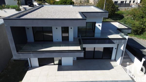 Maison à vendre 5 pièces 182 m² Rochemaure