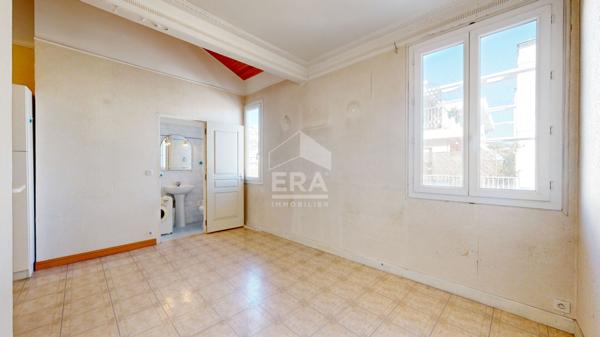 NICE - PARC IMPÉRIAL : 2 PIÈCES D'ANGLE AVEC BALCON AU CALME