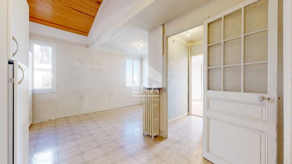 NICE - PARC IMPÉRIAL : 2 PIÈCES D'ANGLE AVEC BALCON AU CALME