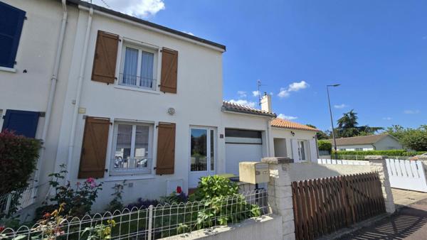 Maison Buxerolles 4 pièce(s) 110 m2 environ