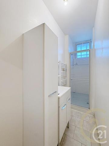 Appartement F2 à vendre  2 pièces - 30,46 m2 PRINGY - 77