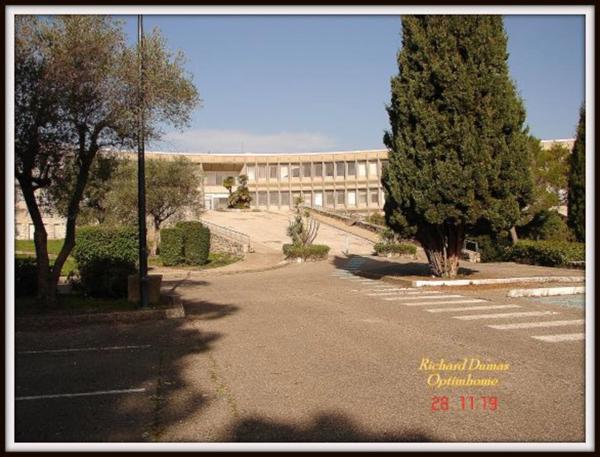 Local/bureau à vendre LA GAUDE (06)