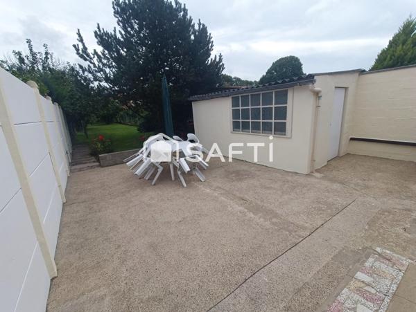 Maison 3 chambres jardin garage à raffraichir