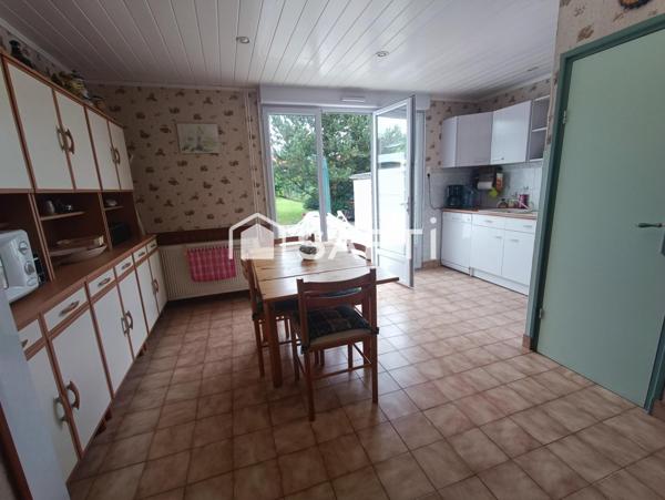 Maison 3 chambres jardin garage à raffraichir